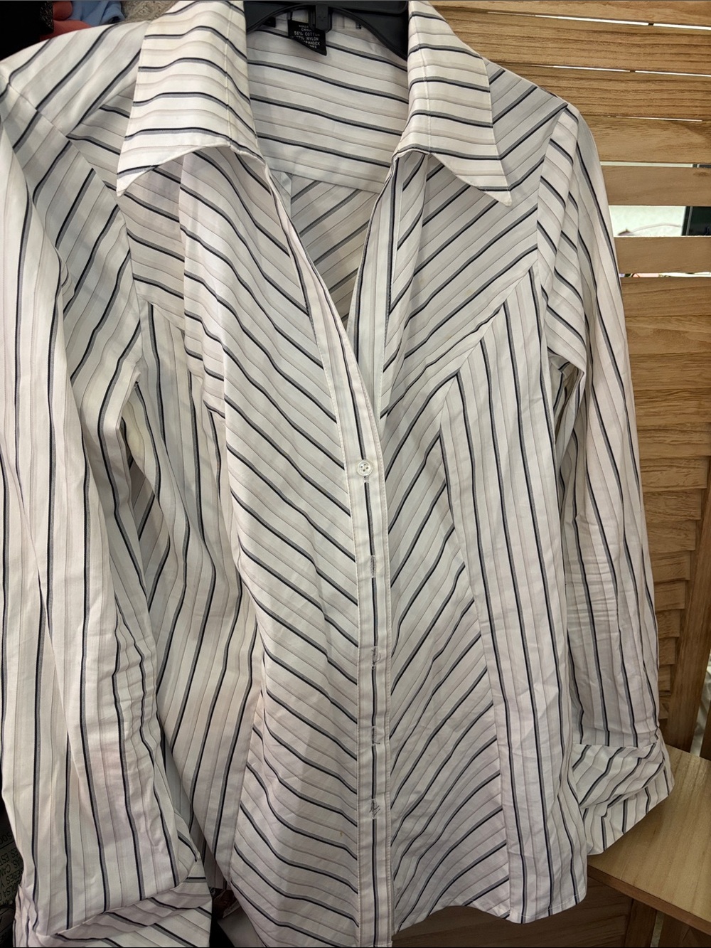 Sandra Ingrish White Button-Down Shirt with Black Stripes XL